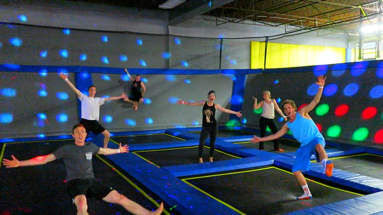 Trampoline Park-17th-birthday-ideas
