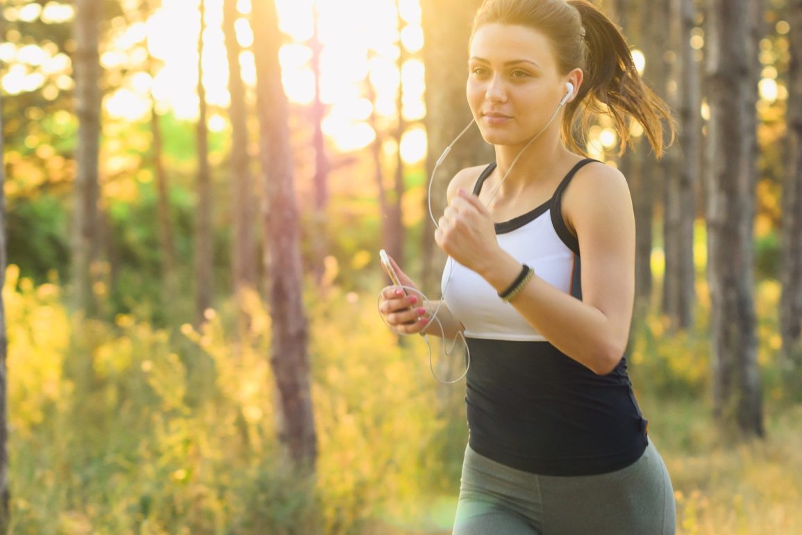 The Best Apps for Tracking Running, Walking, & Biking Routes